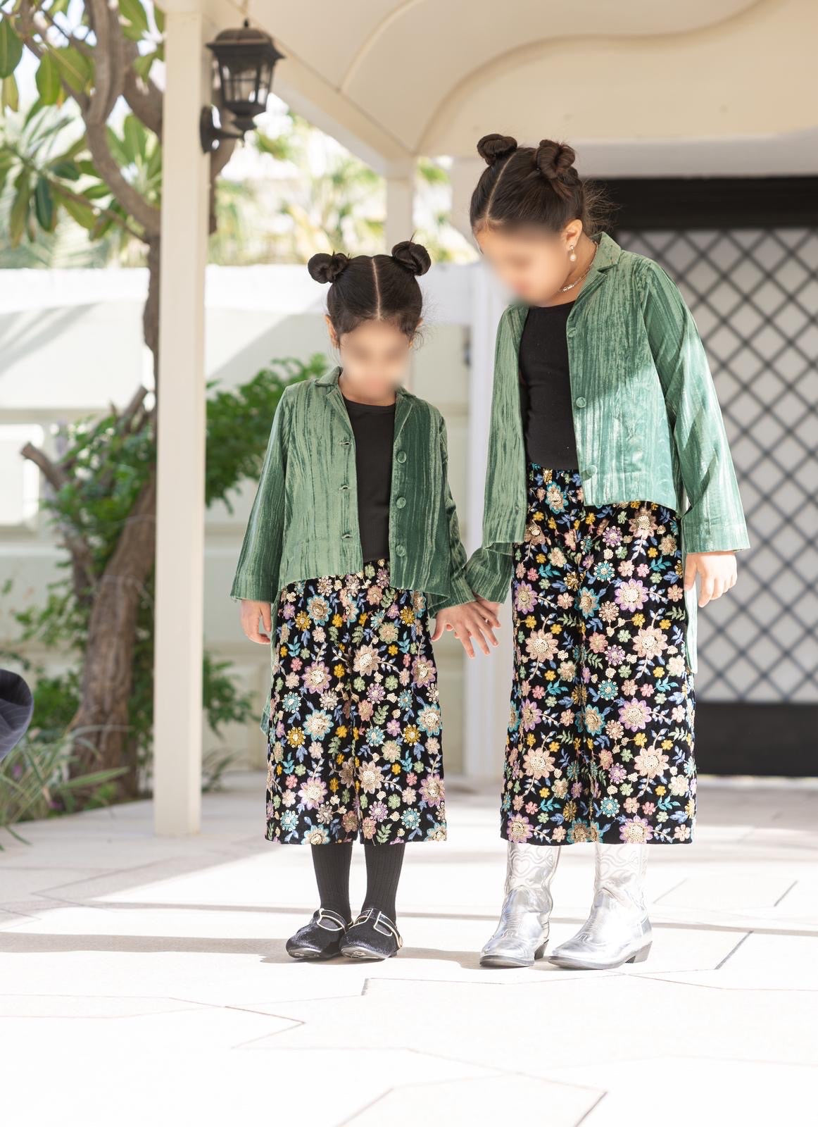 Model 2 | Velvet floral - GREEN