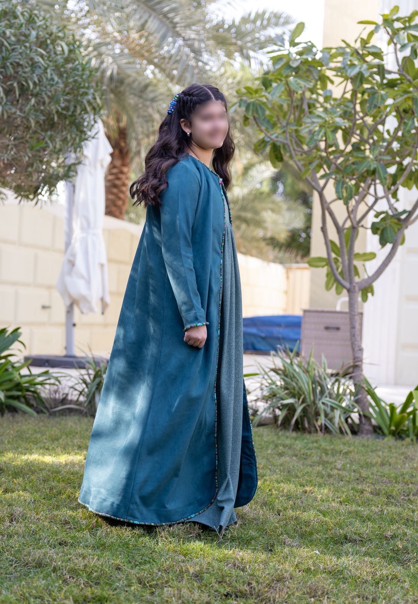 Model 6 | Suede Bisht - GREEN