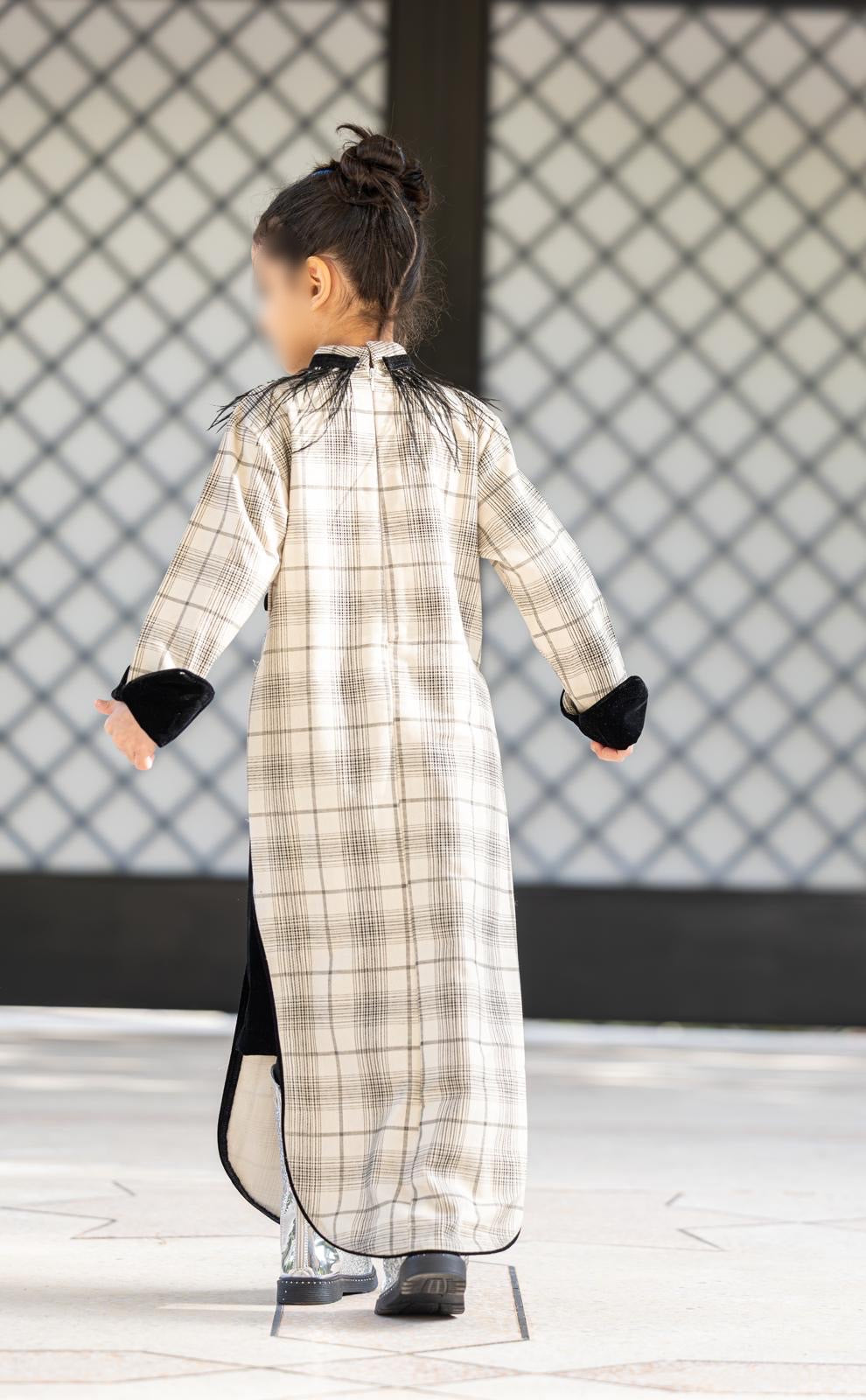 Model 4 | plaid pattern dress +black velvet short